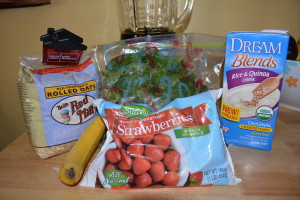Ingredients for a gluten free strawberry banana oatmeal smoothie.