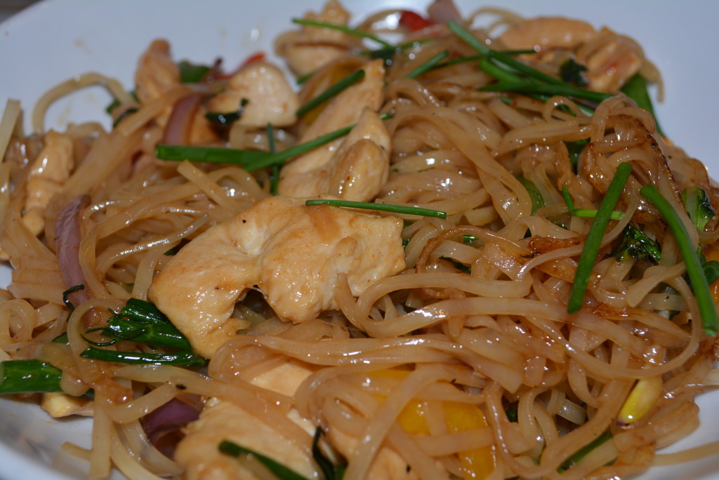 Grilled chicken and green veggies with Asian rice noodles and gluten free teriyaki sauce!