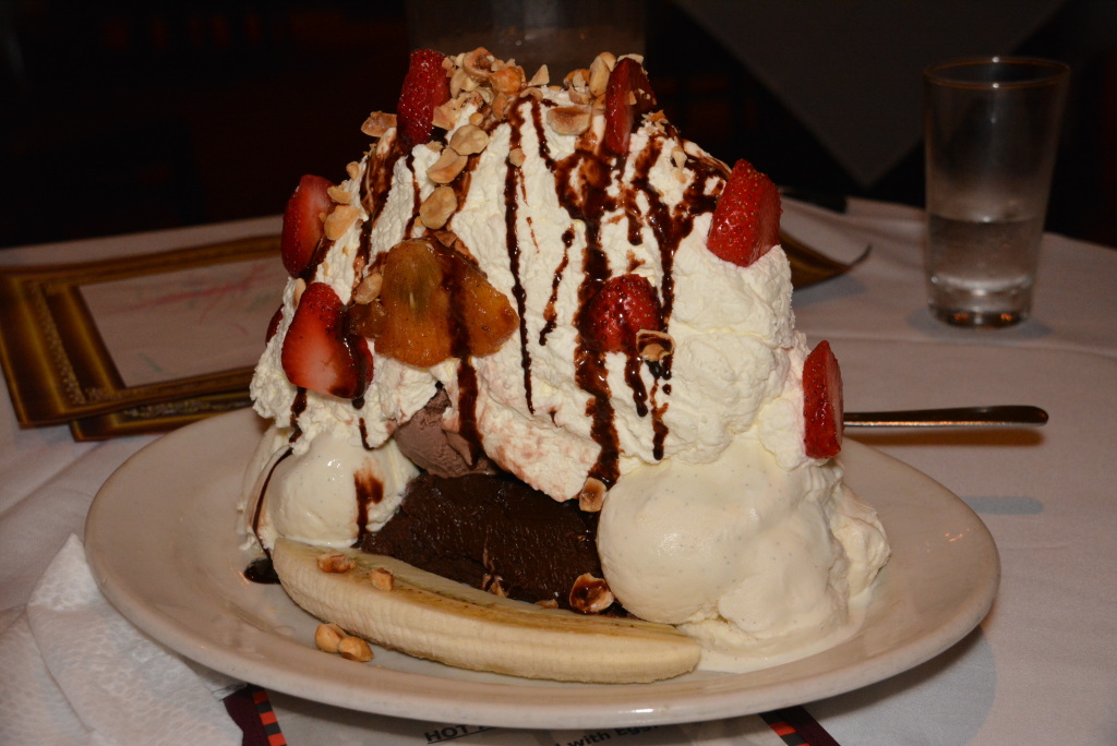 Carmine's Gluten Free Tugboat Dessert, a miniature version of their Titanic